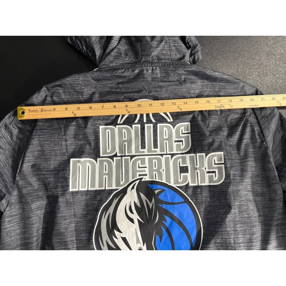 NBA Dallas Mavericks Quarter Zip Windbreaker Jacket Mens Large Grey Hooded Logo